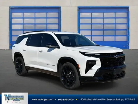 White 2025 Chevrolet Traverse FWD RS for sale in Sulphur Springs, TX