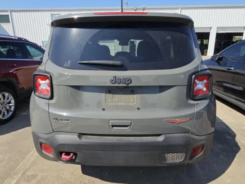 More photos of 2022 Jeep Renegade Trailhawk at Nottingham Chrysler Dodge Jeep Ram of Sulphur Springs, TX