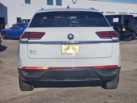More photos of 2021 Volkswagen Atlas Cross Sport 3.6L V6 SE w/Technology at Nottingham Chrysler Dodge Jeep Ram of Sulphur Springs, TX