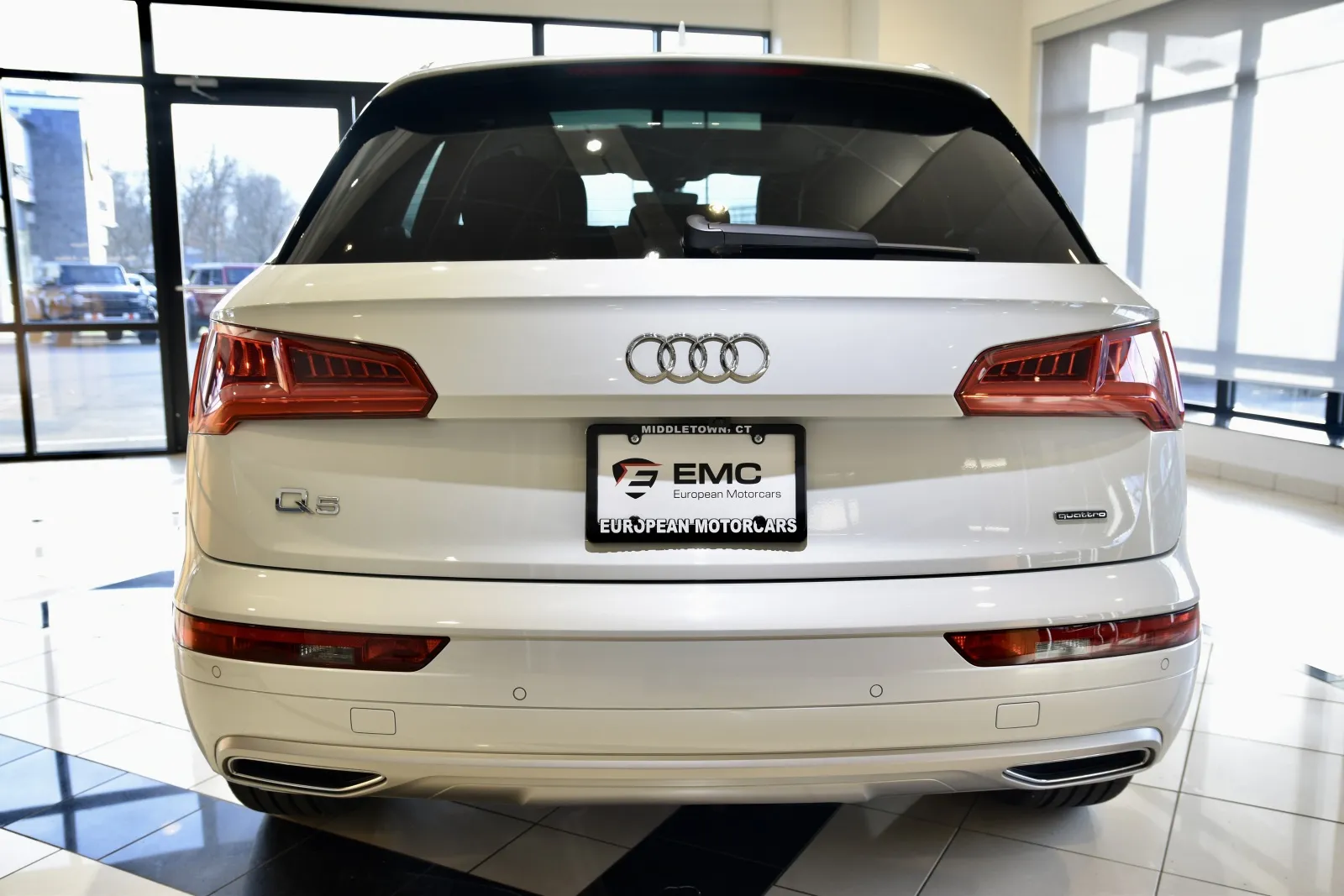 More photos of 2020 Audi Q5 quattro Prestige 45 TFSI at European Motorcars, CT