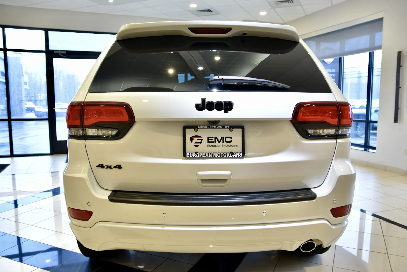 More photos of 2022 Jeep Grand Cherokee WK Laredo X at European Motorcars, CT