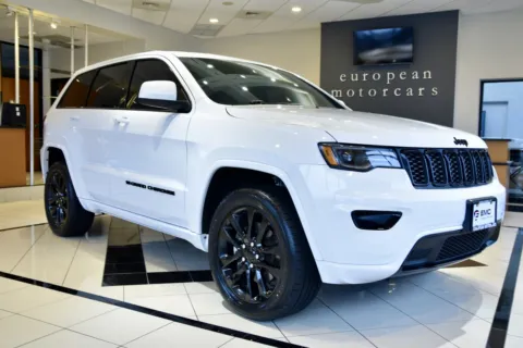 White 2022 Jeep Grand Cherokee WK Laredo X for sale in Middletown, CT