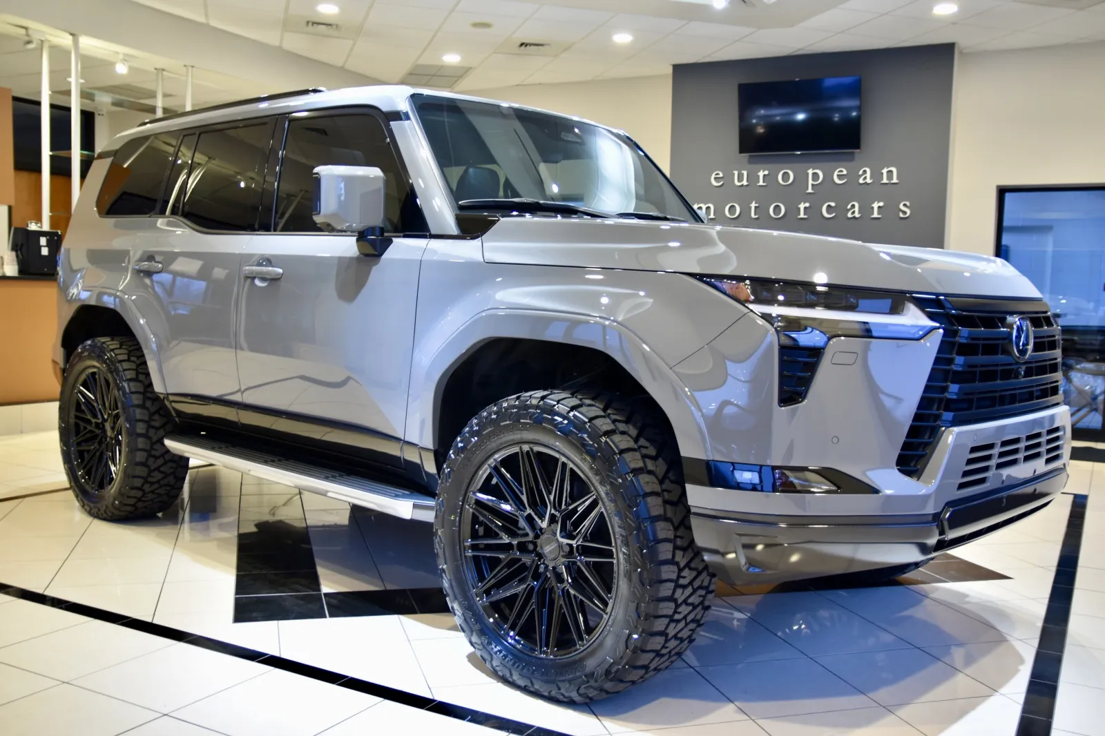 Gray 2025 Lexus GX 550 Premium+ for sale in Middletown, CT