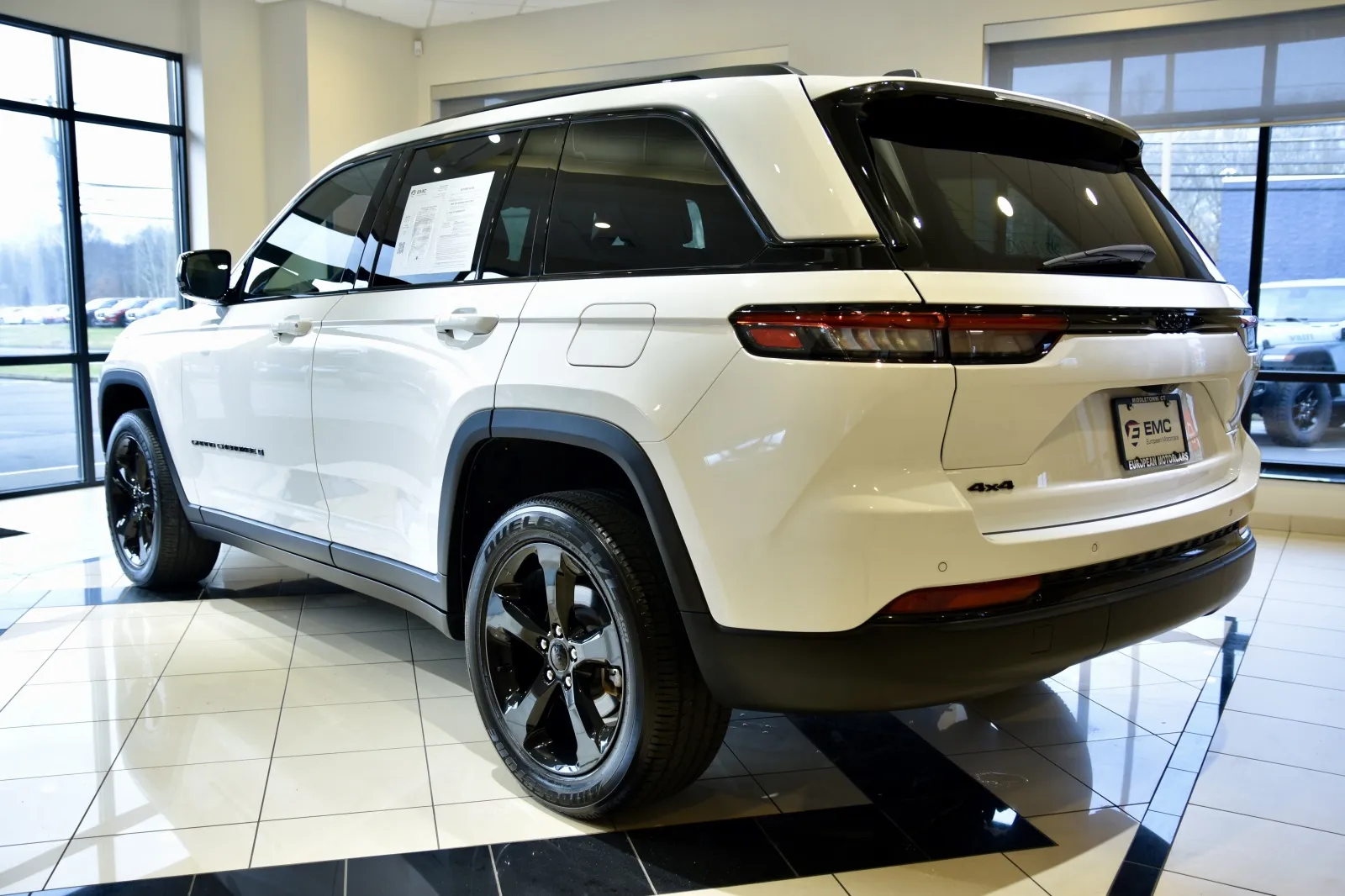 More photos of 2023 Jeep Grand Cherokee Altitude at European Motorcars, CT