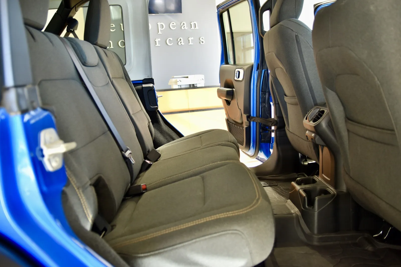 2024 Jeep Wrangler 4-Door Willys - Photo 22