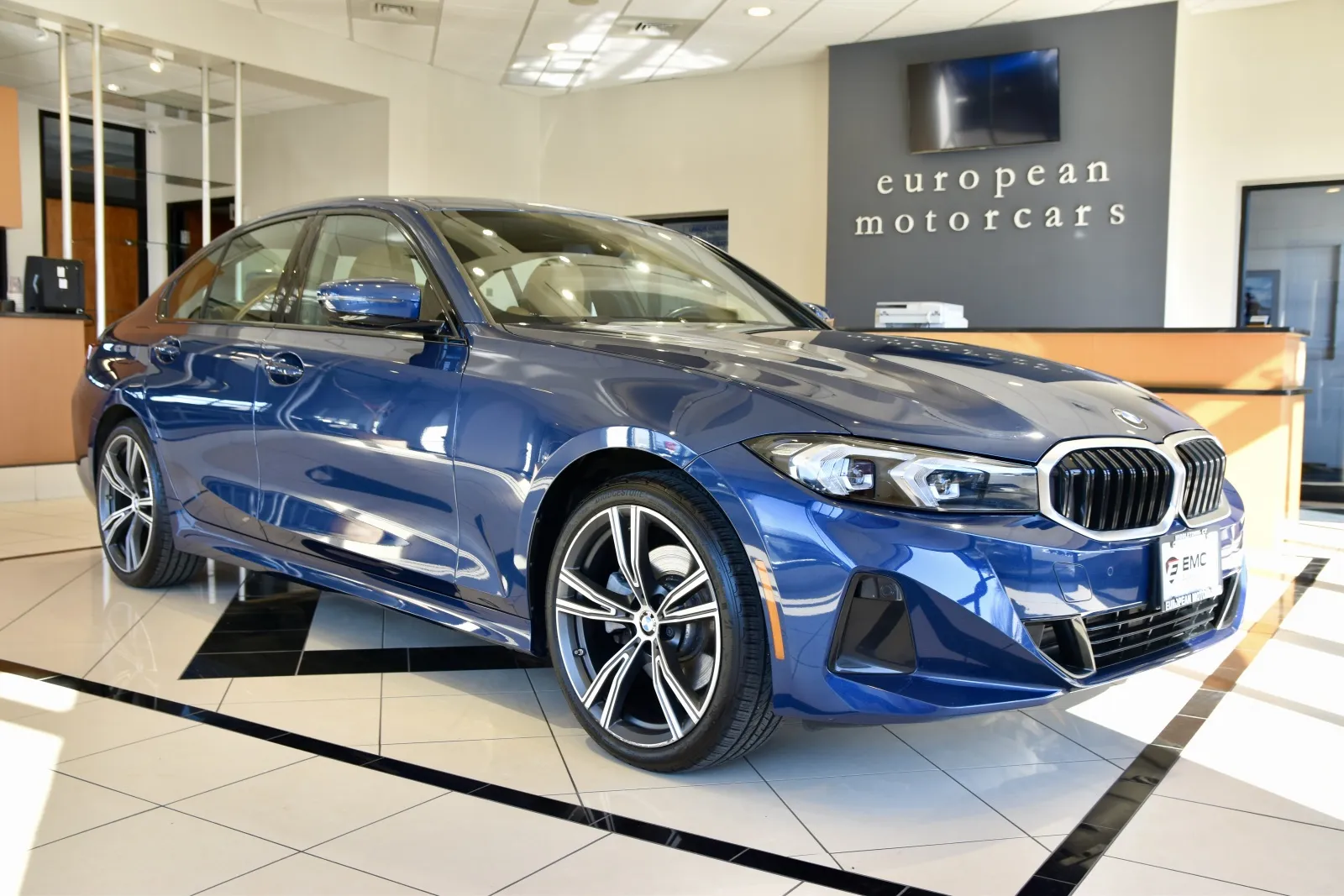 Blue 2023 BMW 3 Series 330i xDrive for sale in Middletown, CT