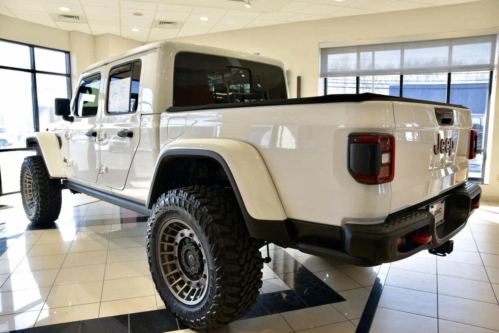 More photos of 2021 Jeep Gladiator Rubicon at European Motorcars, CT