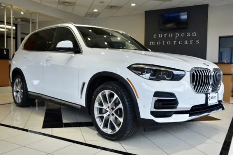 White 2022 BMW X5 xDrive40i for sale in Middletown, CT