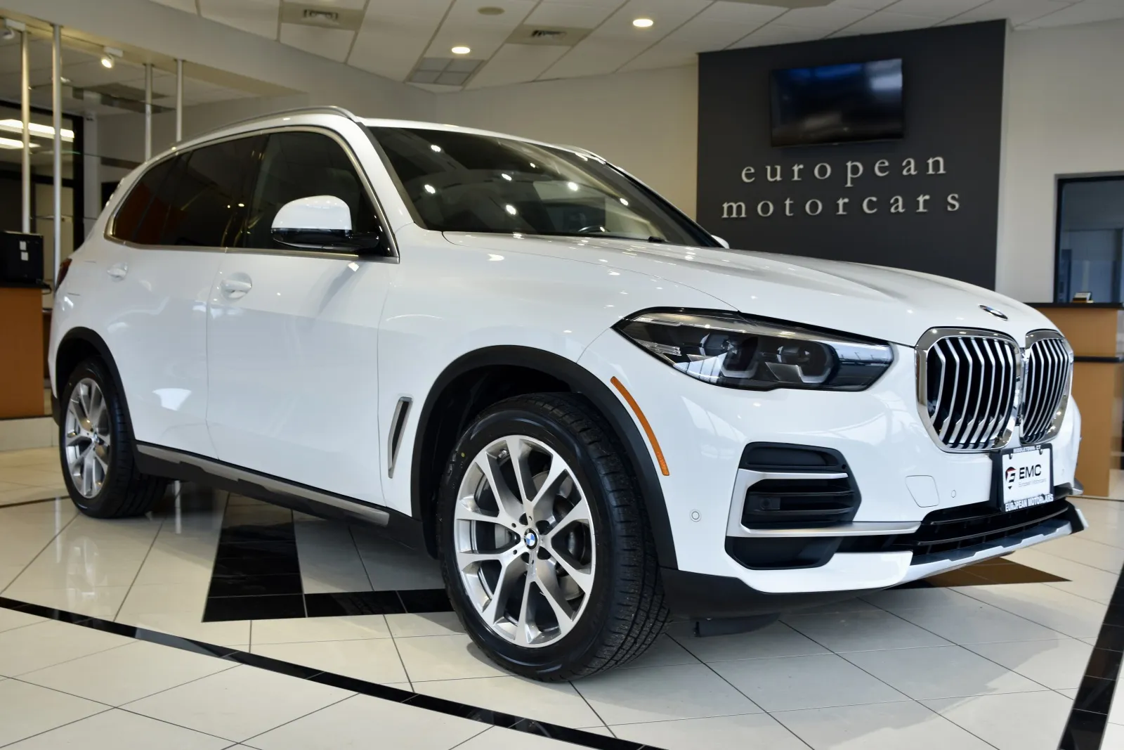White 2022 BMW X5 xDrive40i for sale in Middletown, CT