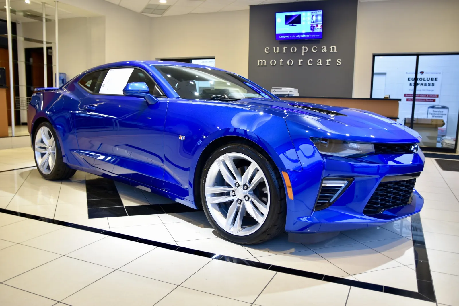 Blue 2018 Chevrolet Camaro SS for sale in Middletown, CT