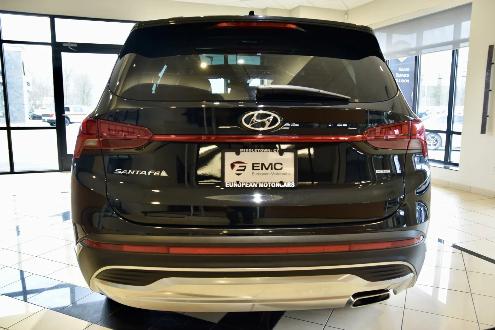 More photos of 2022 Hyundai SANTA FE SEL at European Motorcars, CT
