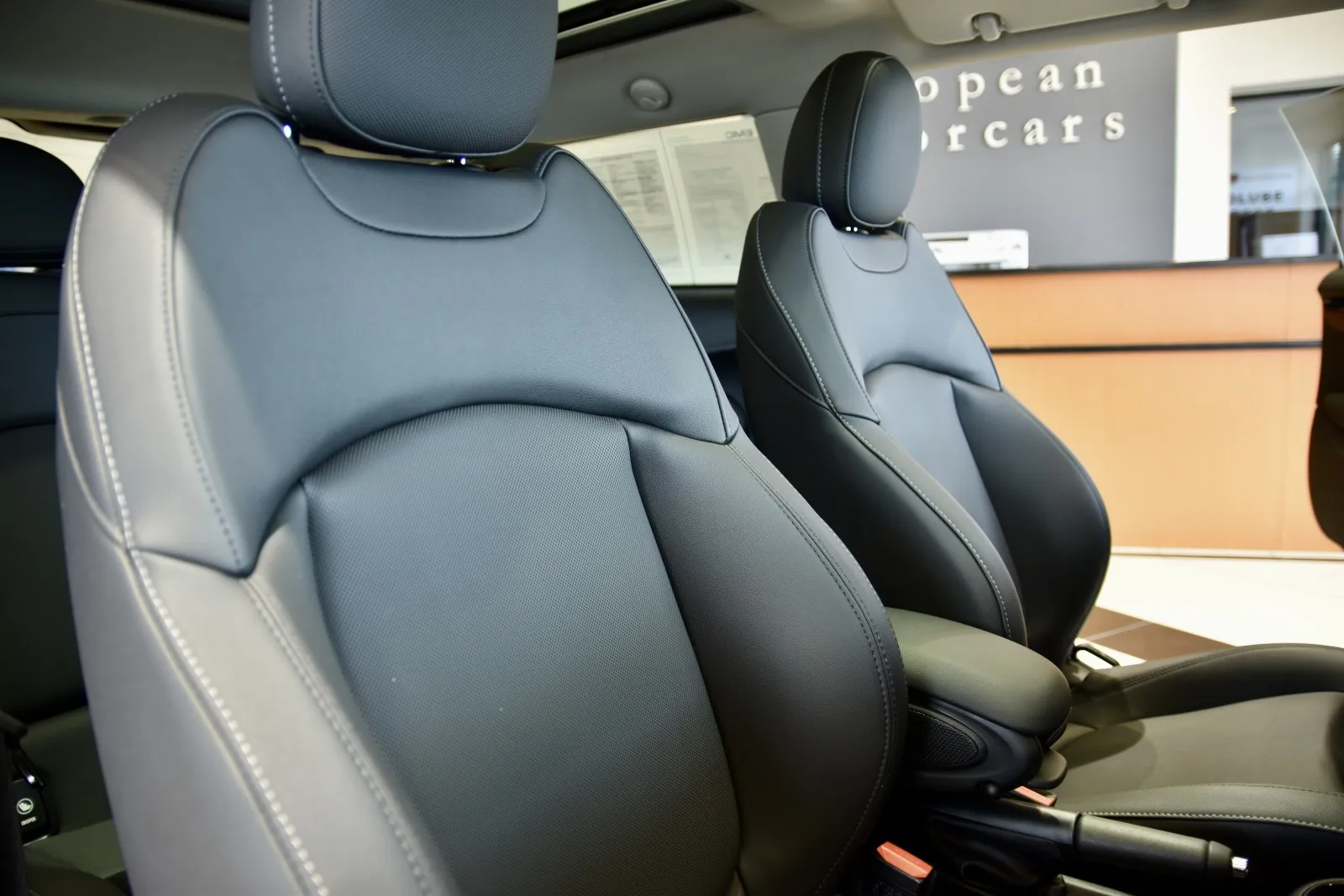 2024 MINI Hardtop 2 Door S - Photo 23