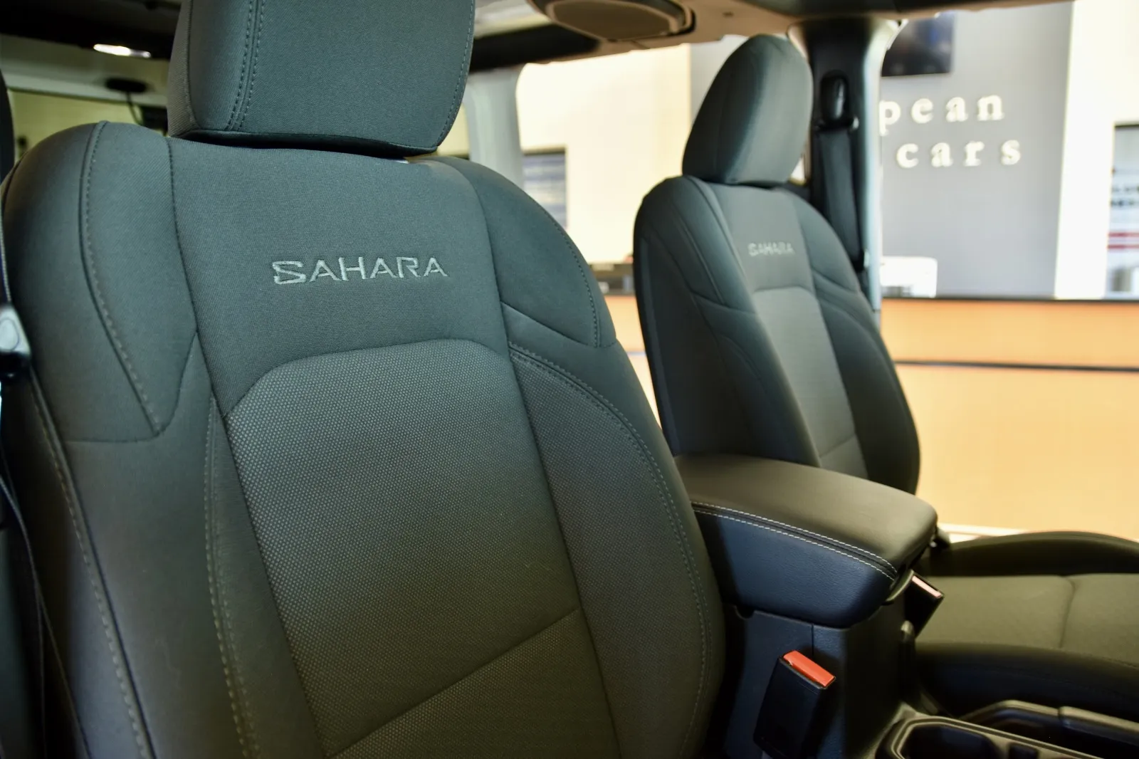 2022 Jeep Wrangler Unlimited Sahara - Photo 26