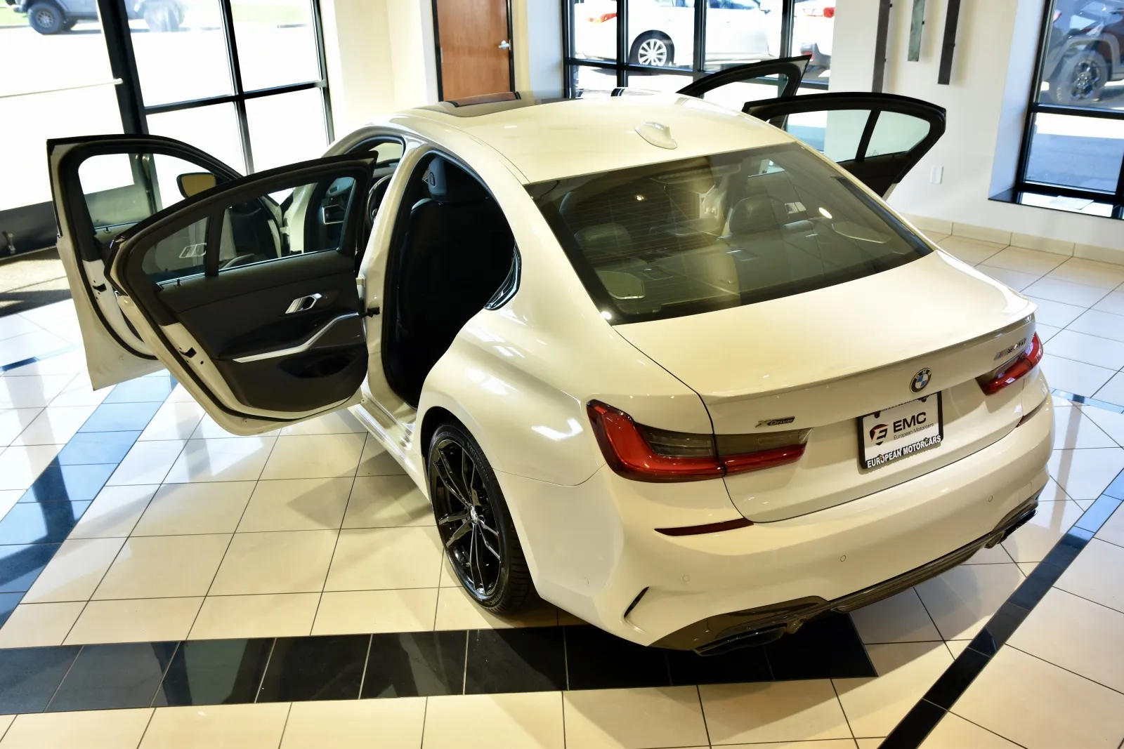 2021 BMW 3 Series M340i - Photo 8