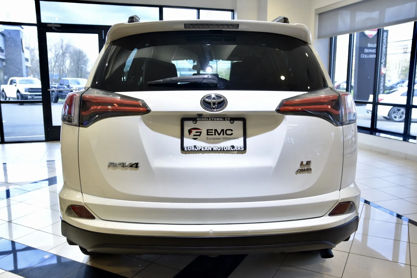 More photos of 2018 Toyota RAV4 LE at European Motorcars, CT