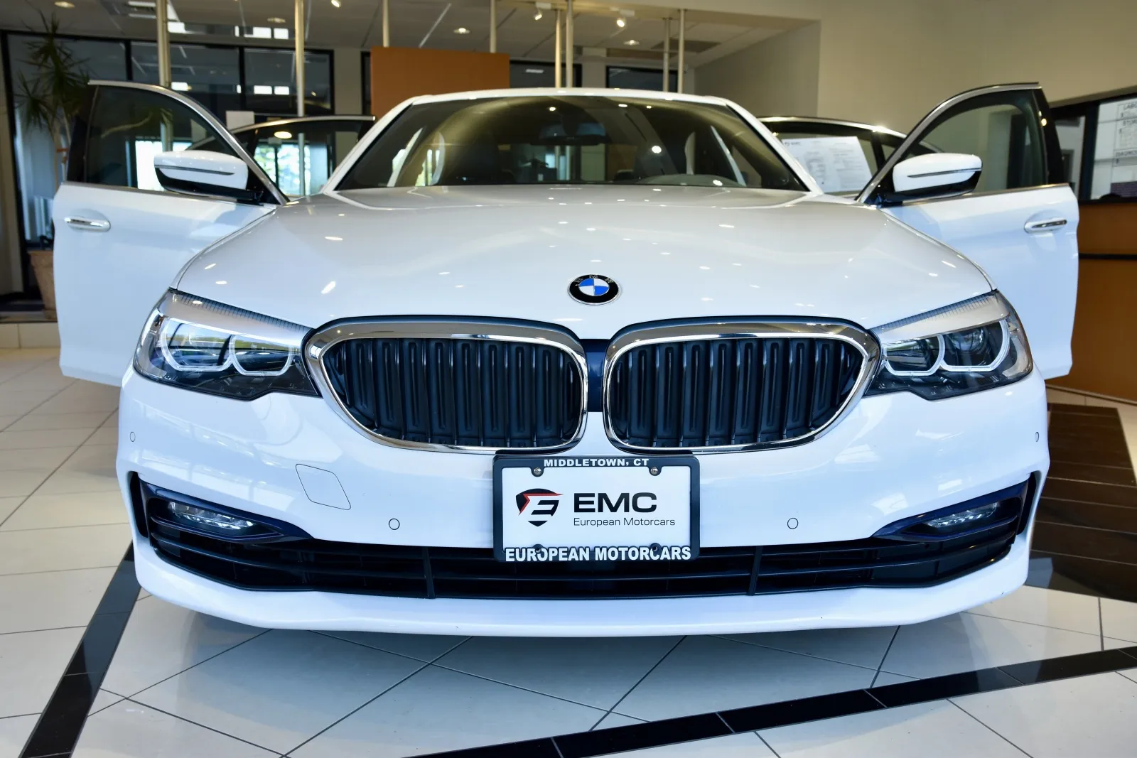 Photos of 2018 BMW 5 Series 530i xDrive for sale in Middletown, CT at European Motorcars