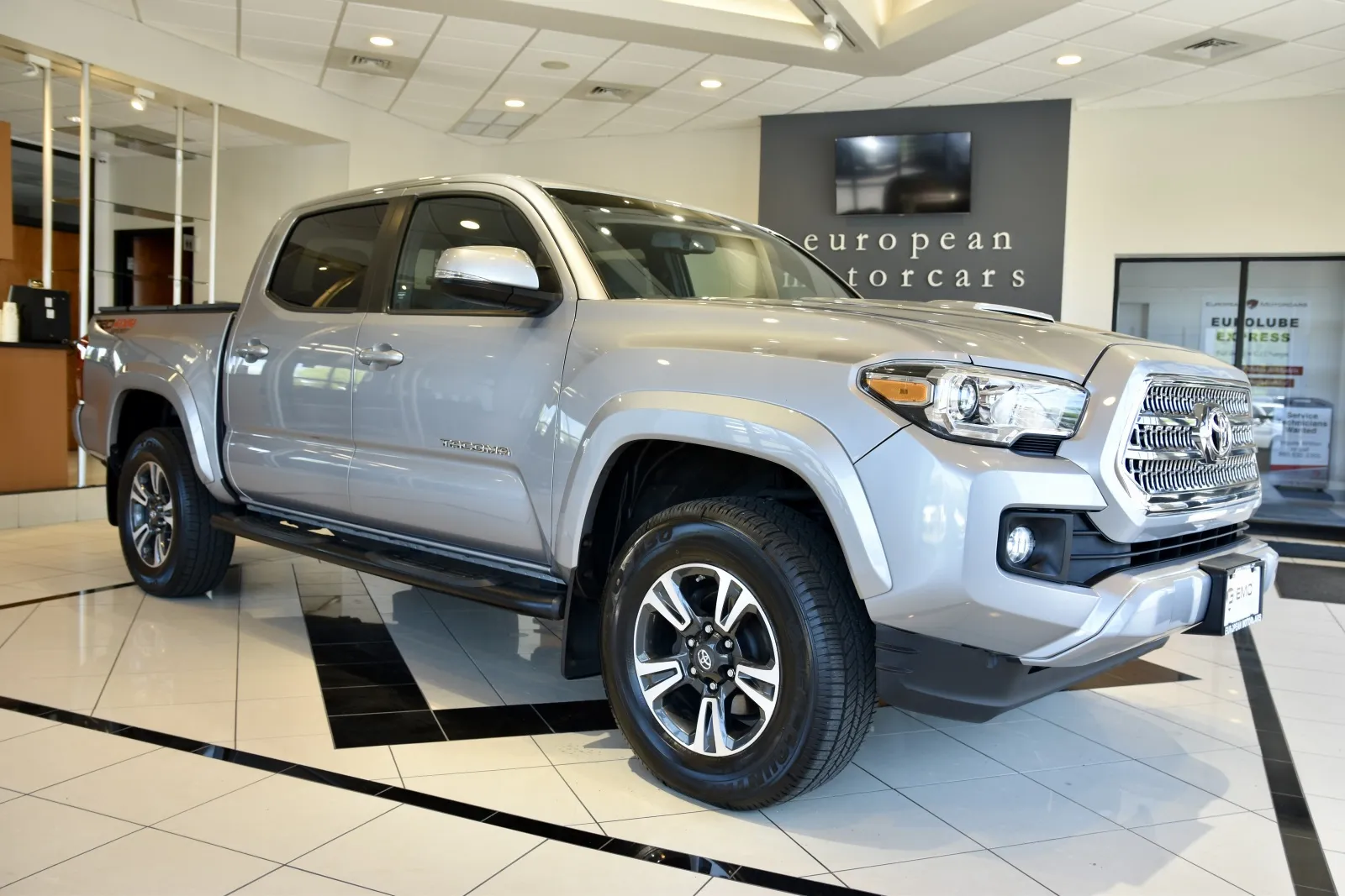 Silver 2016 Toyota Tacoma TRD Sport for sale in Middletown, CT
