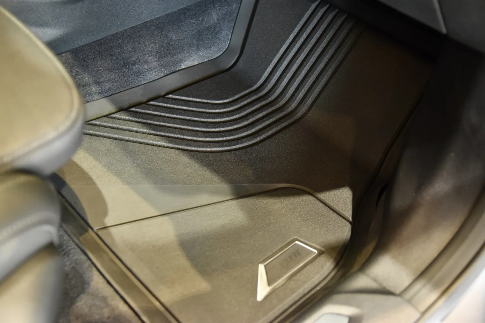 2024 BMW 2 Series M235i - Photo 27