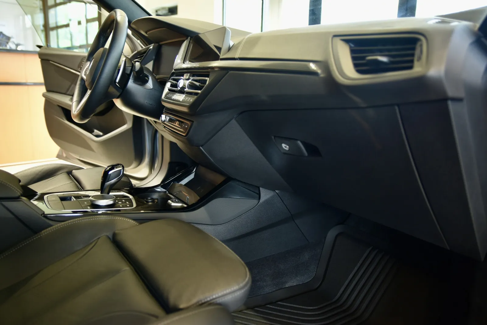 2024 BMW 2 Series M235i - Photo 26