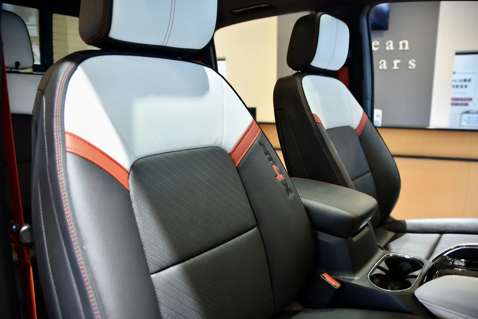2023 GMC Canyon AT4X - Photo 28