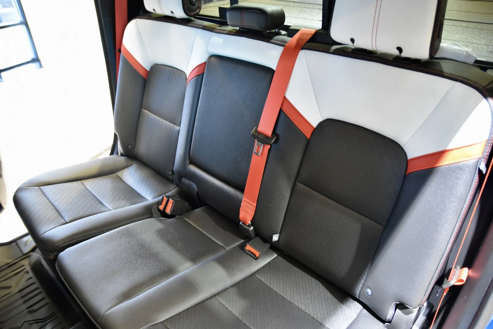 2023 GMC Canyon AT4X - Photo 24