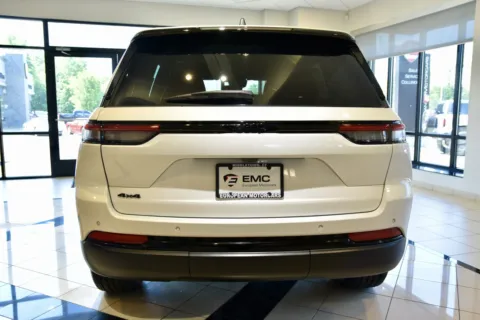 More photos of 2023 Jeep Grand Cherokee Altitude at European Motorcars, CT