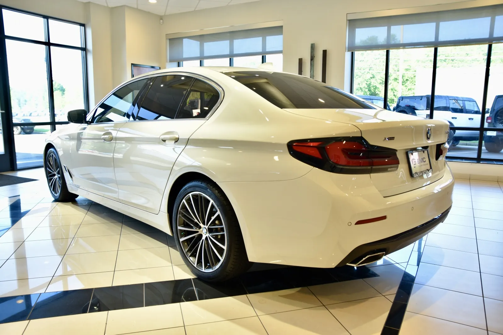 More photos of 2022 BMW 5 Series 540i xDrive at European Motorcars, CT