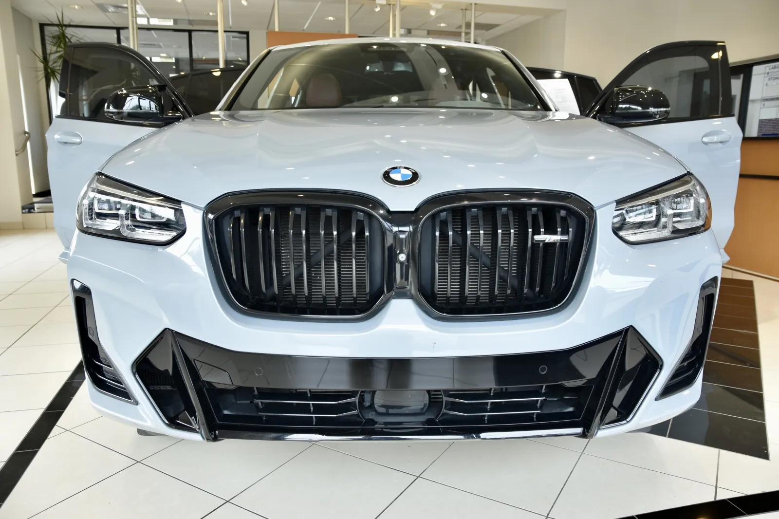 Photos of 2022 BMW X4 M40i for sale in Middletown, CT at European Motorcars