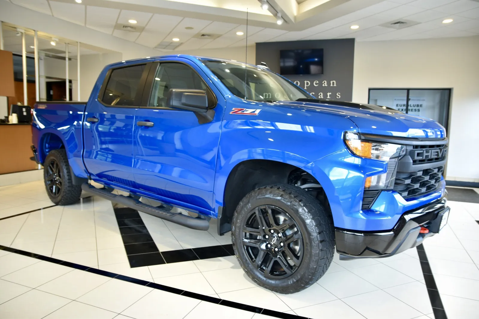 Blue 2022 Chevrolet Silverado 1500 Custom Trail Boss for sale in Middletown, CT
