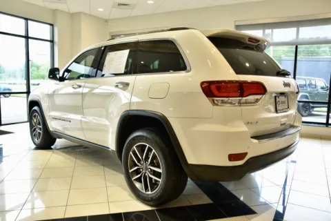 More photos of 2022 Jeep Grand Cherokee WK Limited at European Motorcars, CT