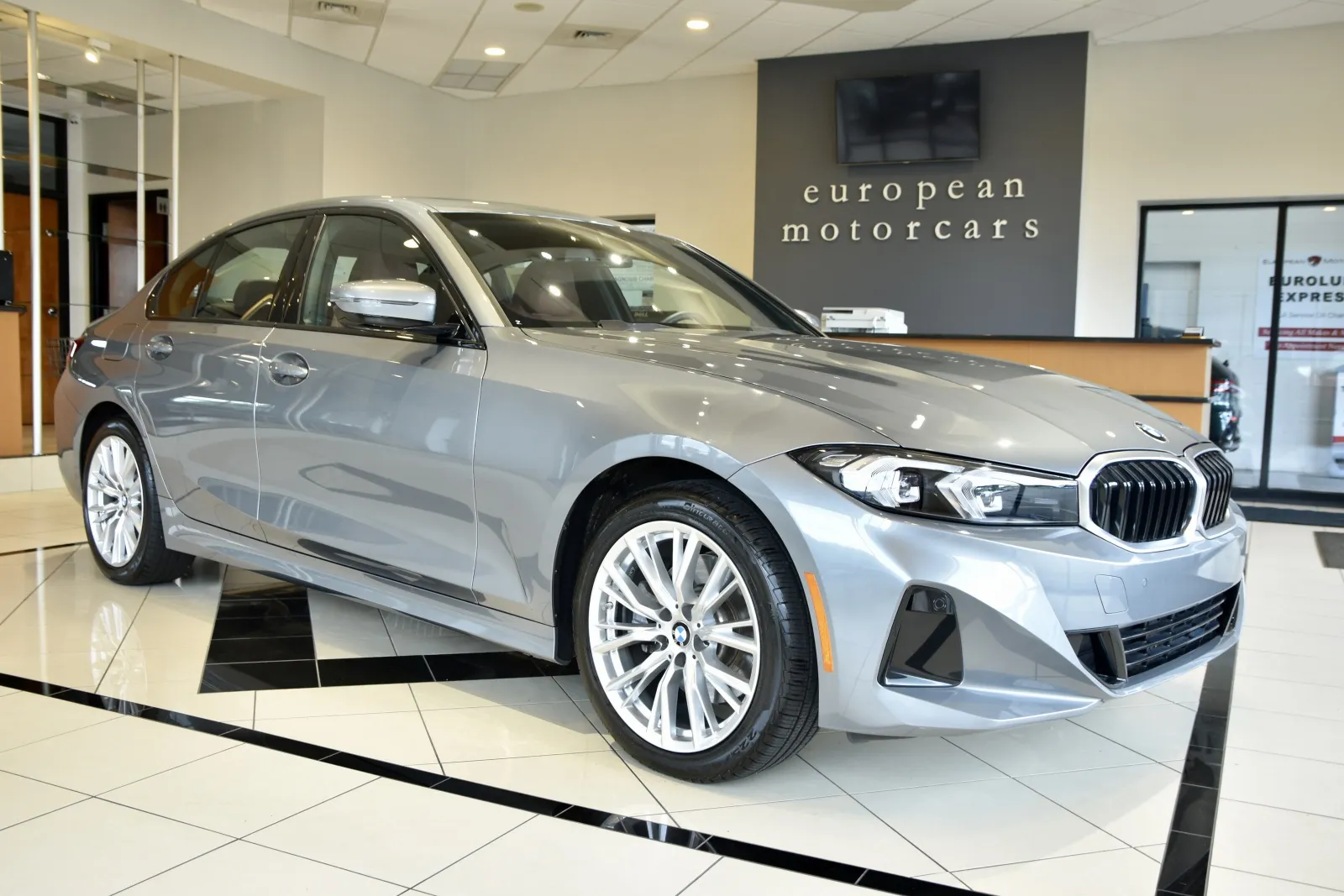 Gray 2023 BMW 3 Series 330i xDrive for sale in Middletown, CT