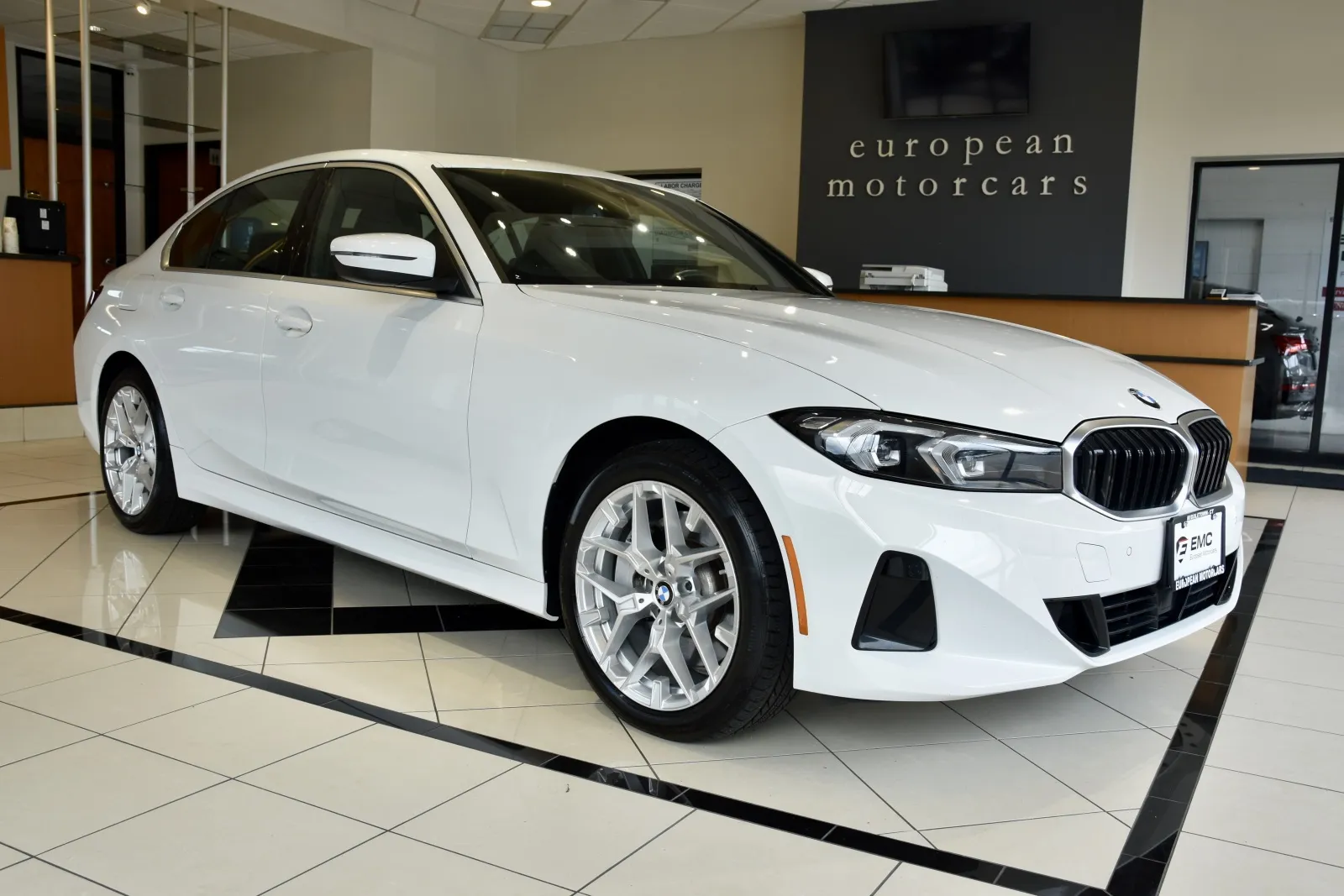White 2025 BMW 3 Series 330i xDrive for sale in Middletown, CT