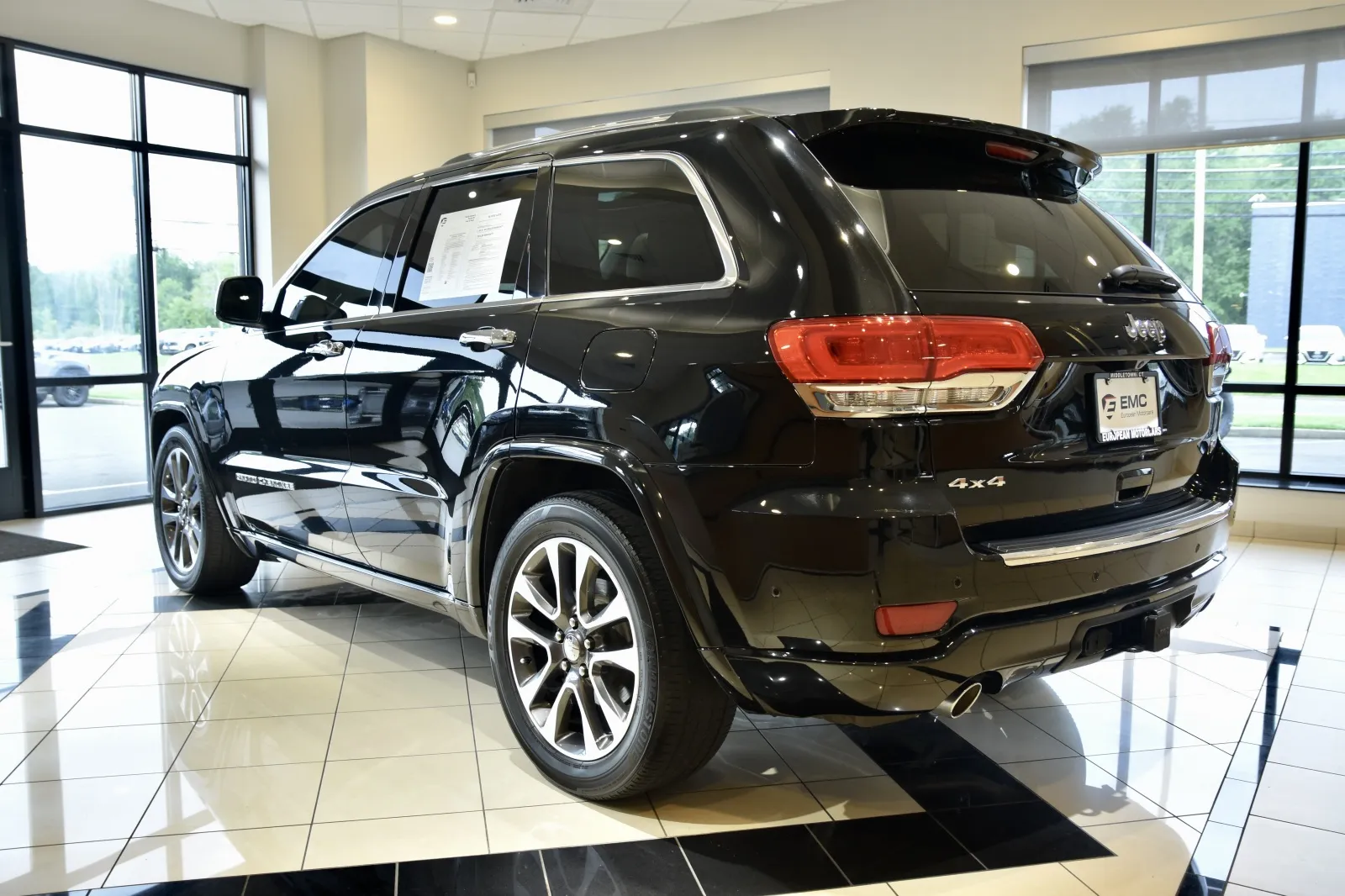 More photos of 2017 Jeep Grand Cherokee Overland at European Motorcars, CT