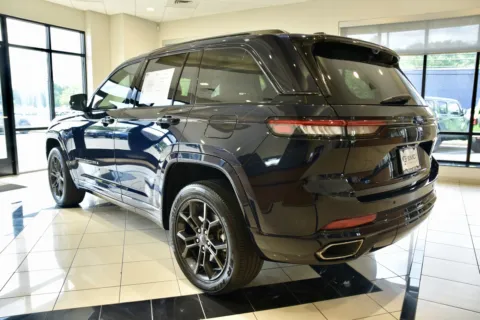 More photos of 2023 Jeep Grand Cherokee 30th Anniversary 4xe at European Motorcars, CT