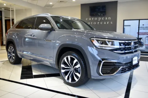 Gray 2022 Volkswagen Atlas Cross Sport V6 SEL Premium R-Line 4Motion for sale in Middletown, CT