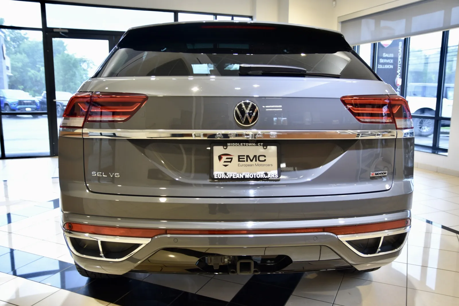 More photos of 2022 Volkswagen Atlas Cross Sport V6 SEL Premium R-Line 4Motion at European Motorcars, CT