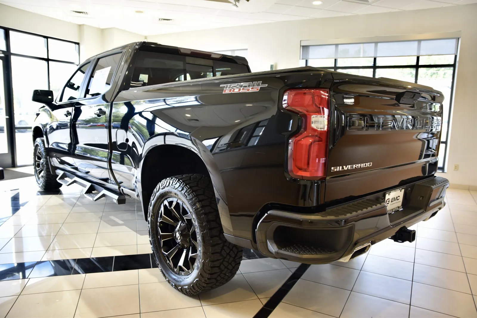 More photos of 2019 Chevrolet Silverado 1500 LT Trail Boss at European Motorcars, CT