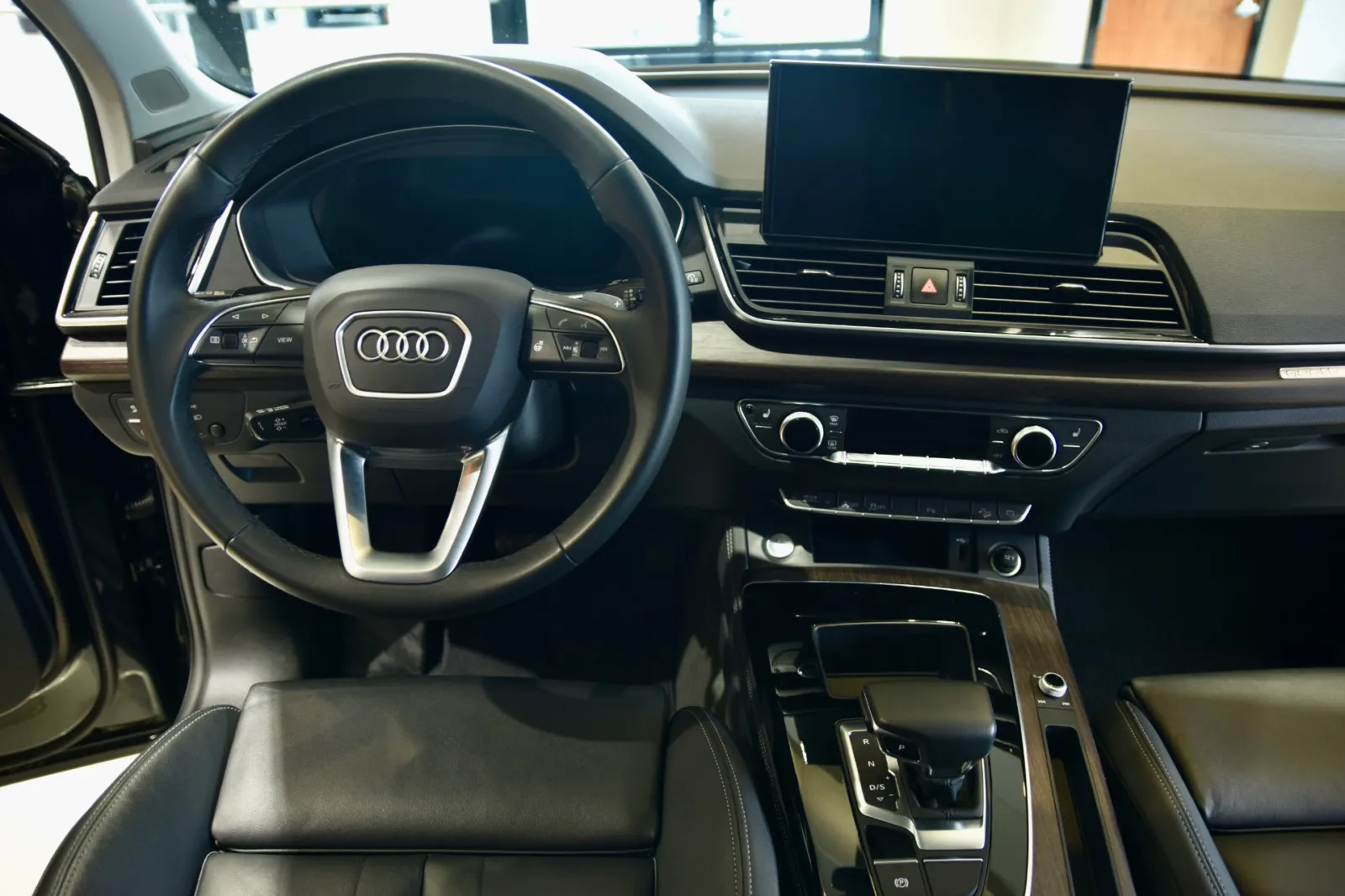 2024 Audi Q5 Premium Plus - Photo 13