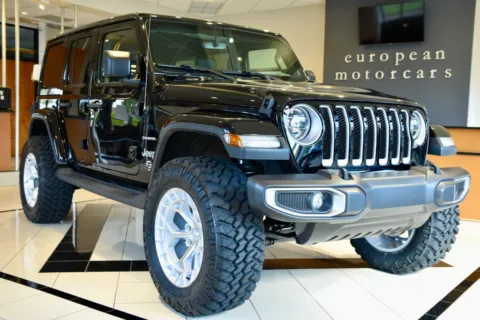 Black 2021 Jeep Wrangler Unlimited Sahara for sale in Middletown, CT