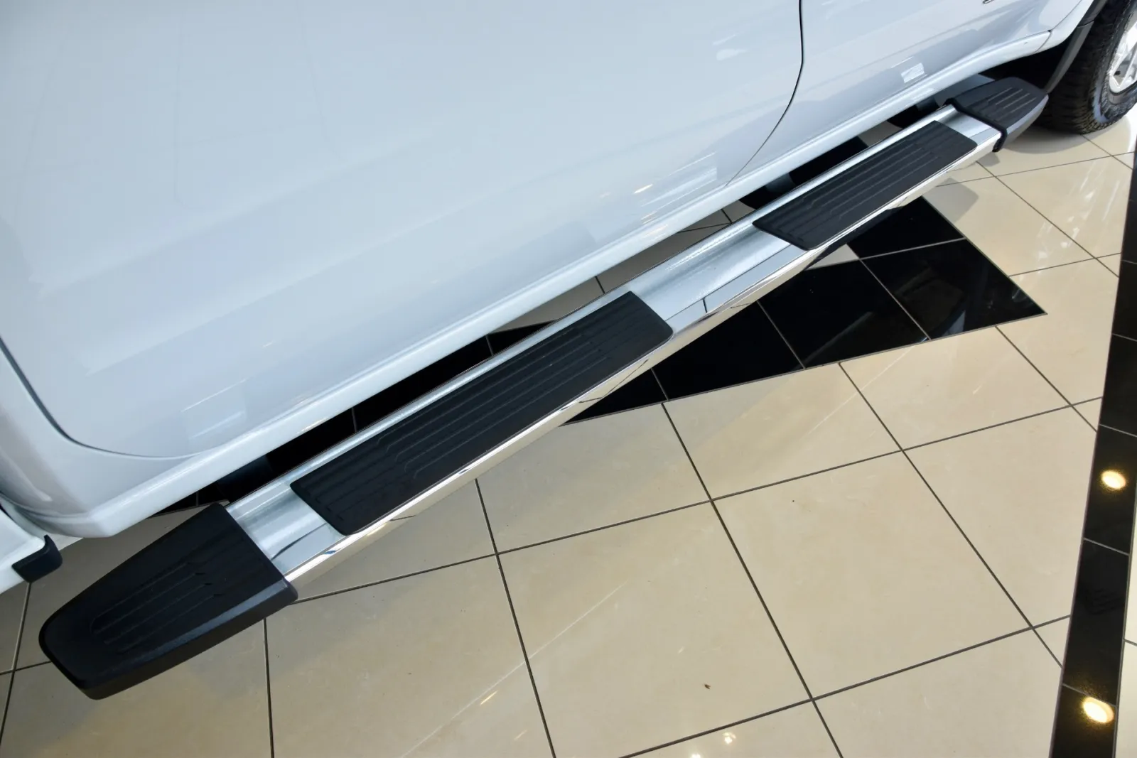 2021 GMC Sierra 1500 SLT - Photo 11