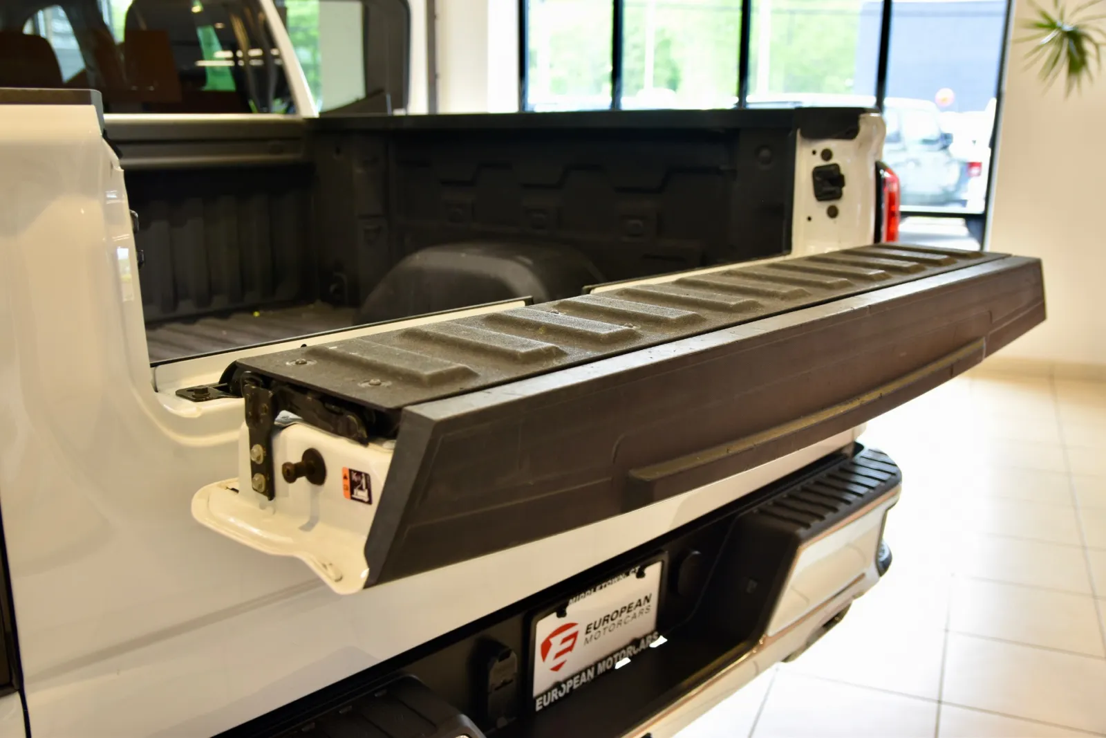 2021 GMC Sierra 1500 SLT - Photo 12