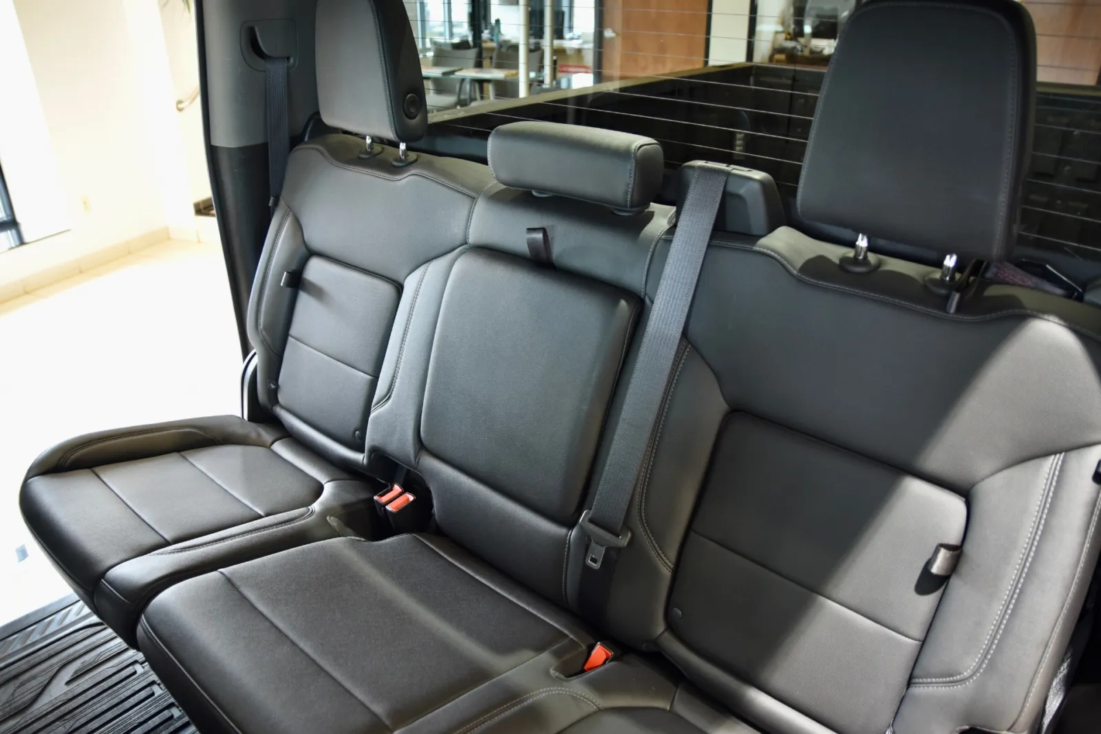 2021 GMC Sierra 1500 SLT - Photo 24