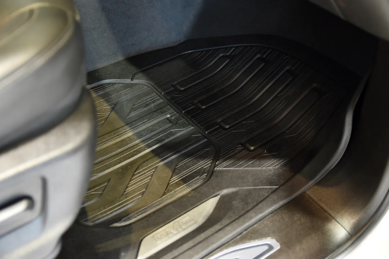 2021 GMC Sierra 1500 SLT - Photo 30