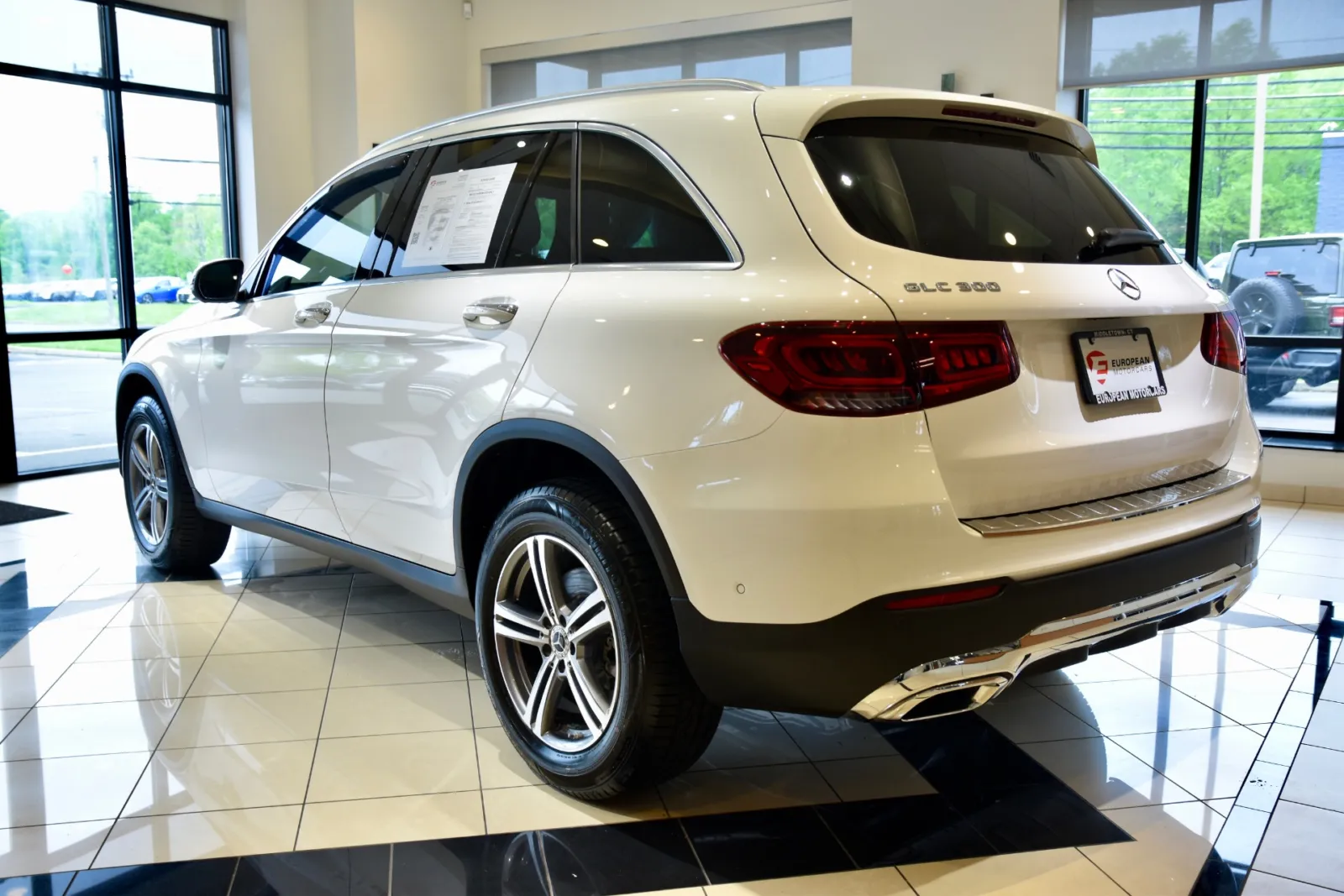 More photos of 2022 Mercedes-Benz GLC 300 at European Motorcars, CT