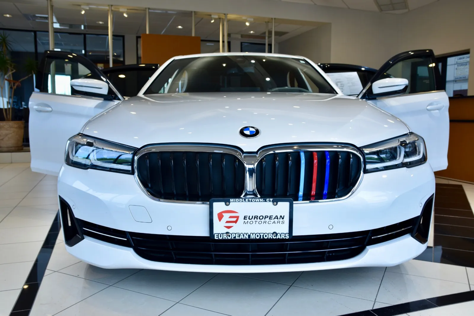 Photos of 2022 BMW 5 Series 540i xDrive for sale in Middletown, CT at European Motorcars