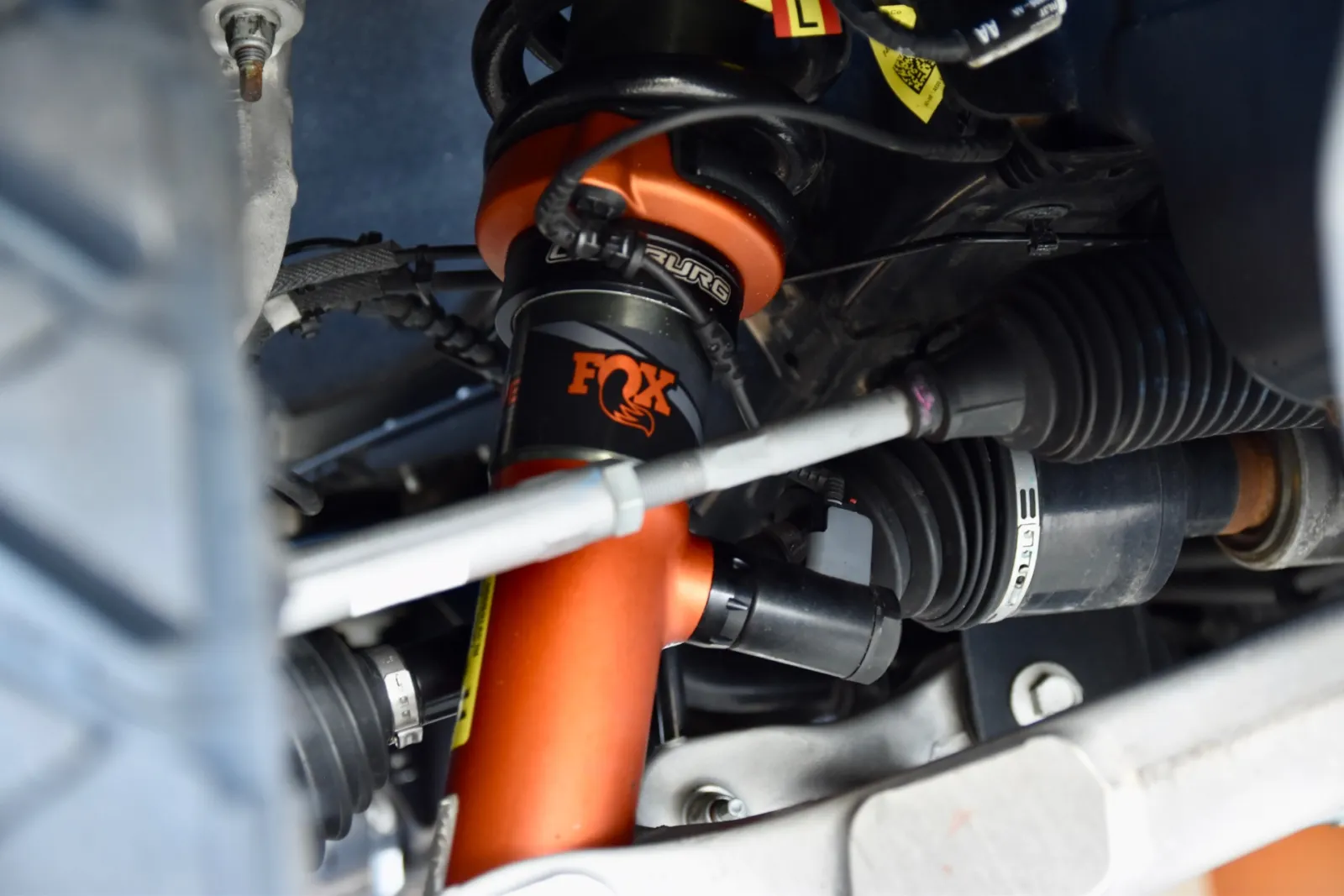 2024 Ford F-150 Raptor - Photo 16