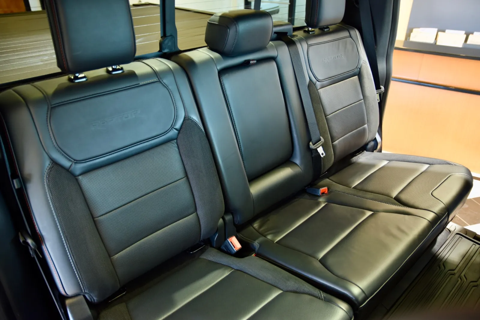 2024 Ford F-150 Raptor - Photo 32