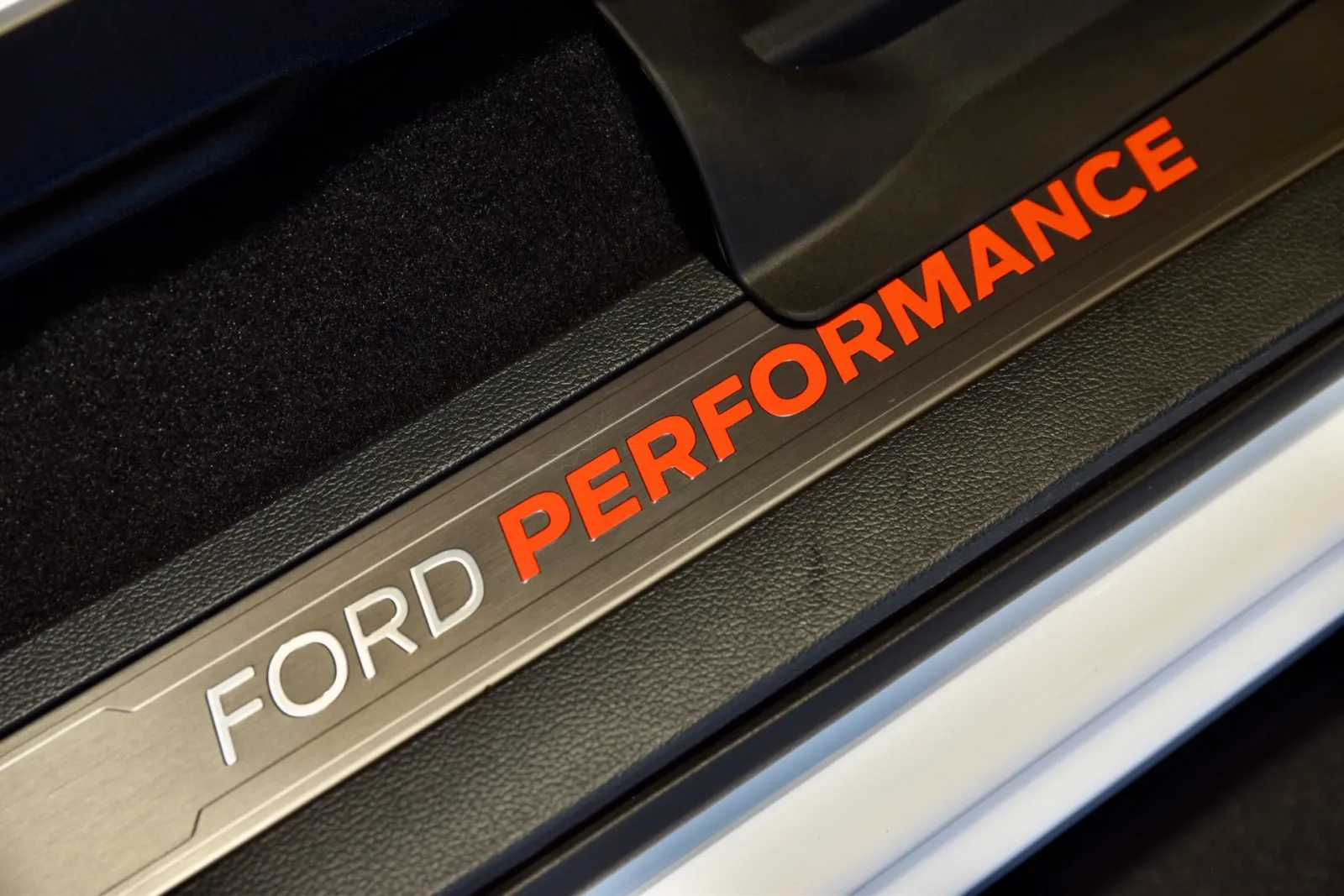 2024 Ford F-150 Raptor - Photo 37