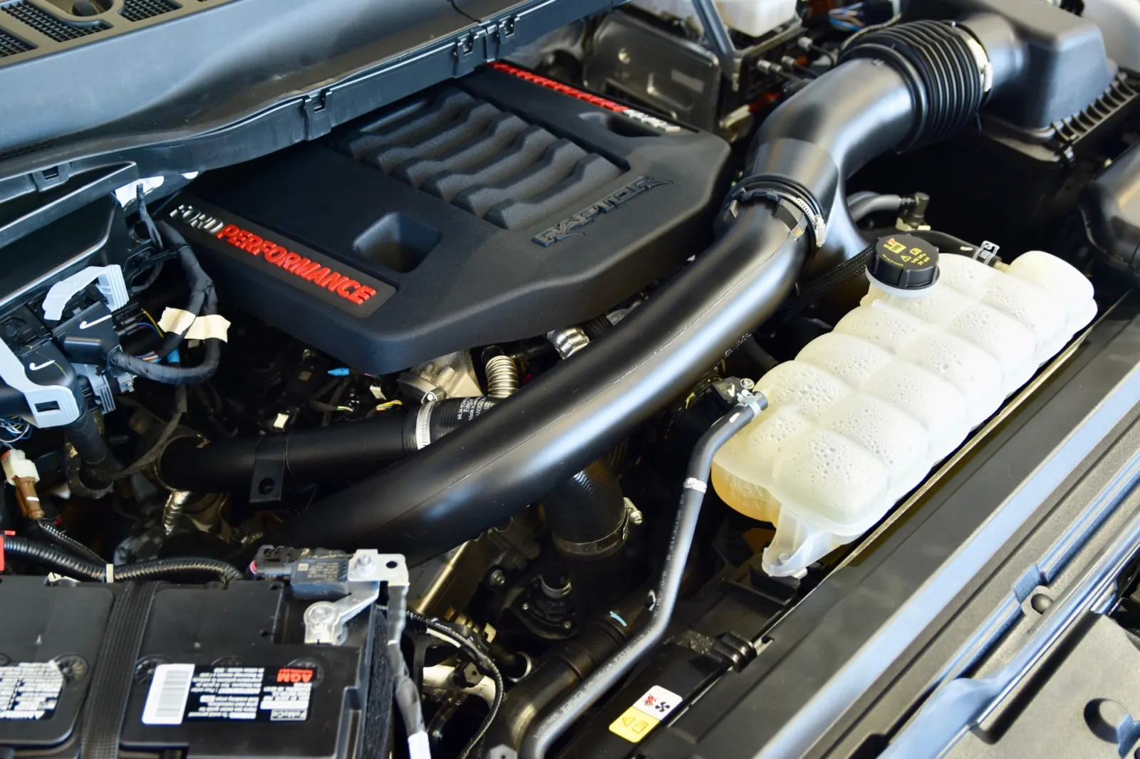 2024 Ford F-150 Raptor - Photo 39