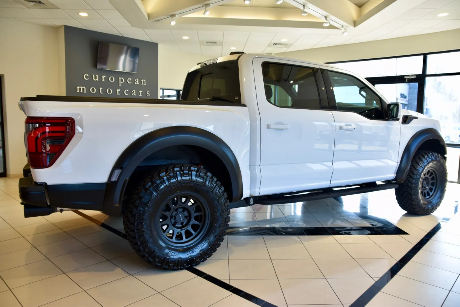 2024 Ford F-150 Raptor - Photo 7
